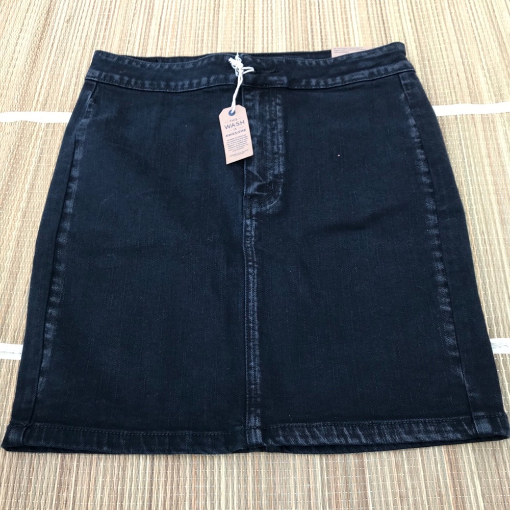 American Eagle Denim Skirt NWT